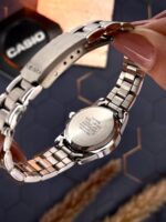 Жіночий годинник Casio LTP-1215A-2A2 - Зображення 7